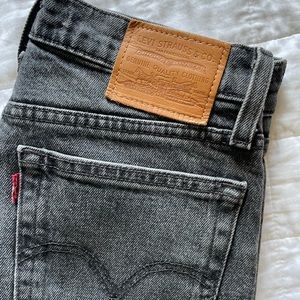 Levi’s, Wedgie Straight, 24, Washed Black